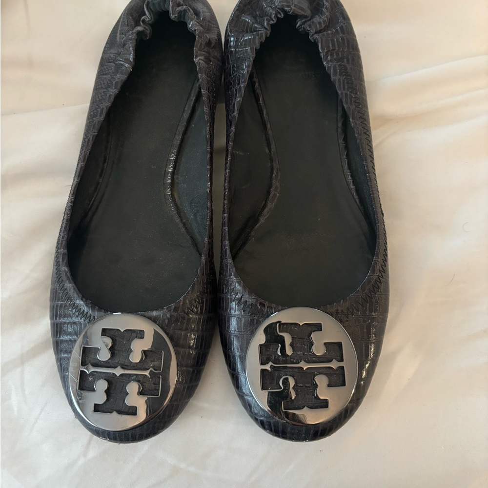 TB Flats in good condition
